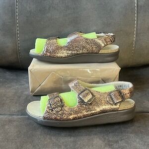 SAS Tripad Comfort Sandals Gold Metallic Leather Made in USA Women's 9.5 M EUC